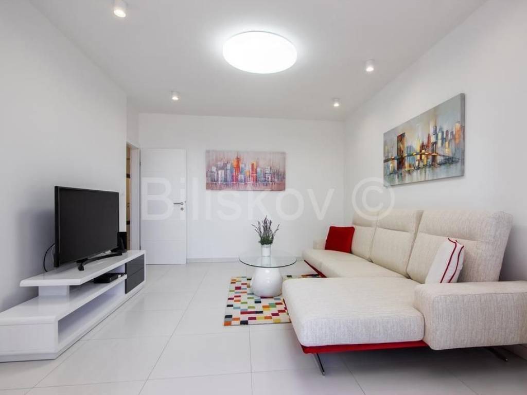 Stan u zgradi, Najam, Split, Split