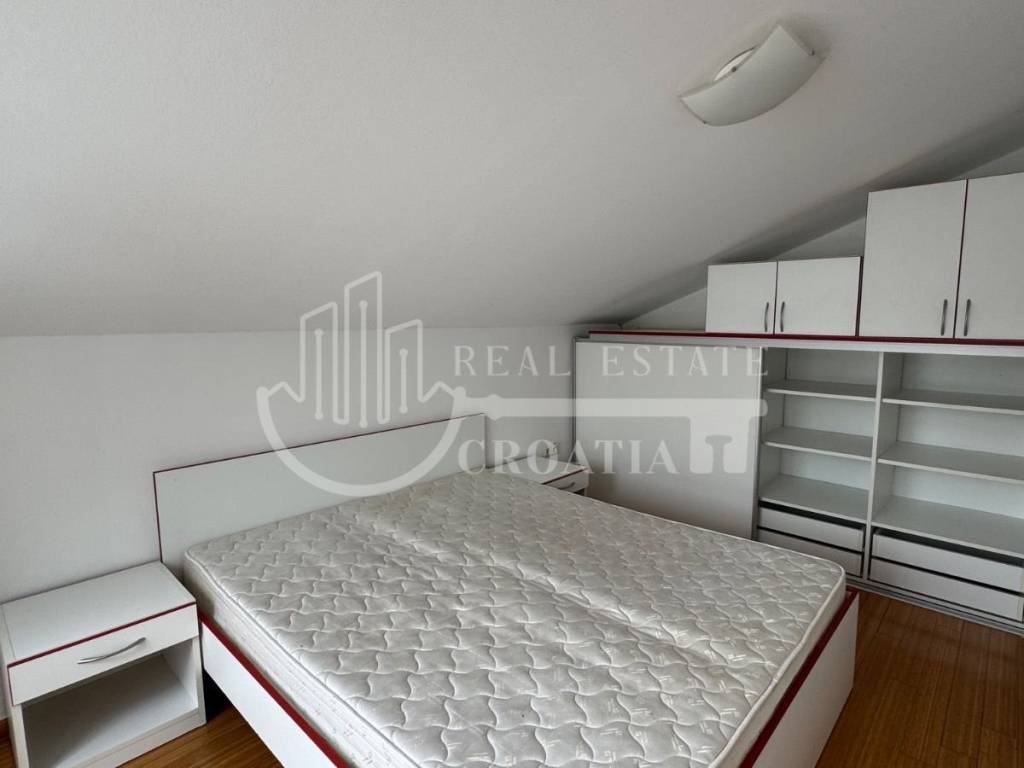 Stan u zgradi, najam, Zagreb,Špansko