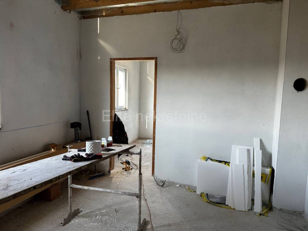 Samostojeća kuća, Prodaja, Kanfanar, Putini