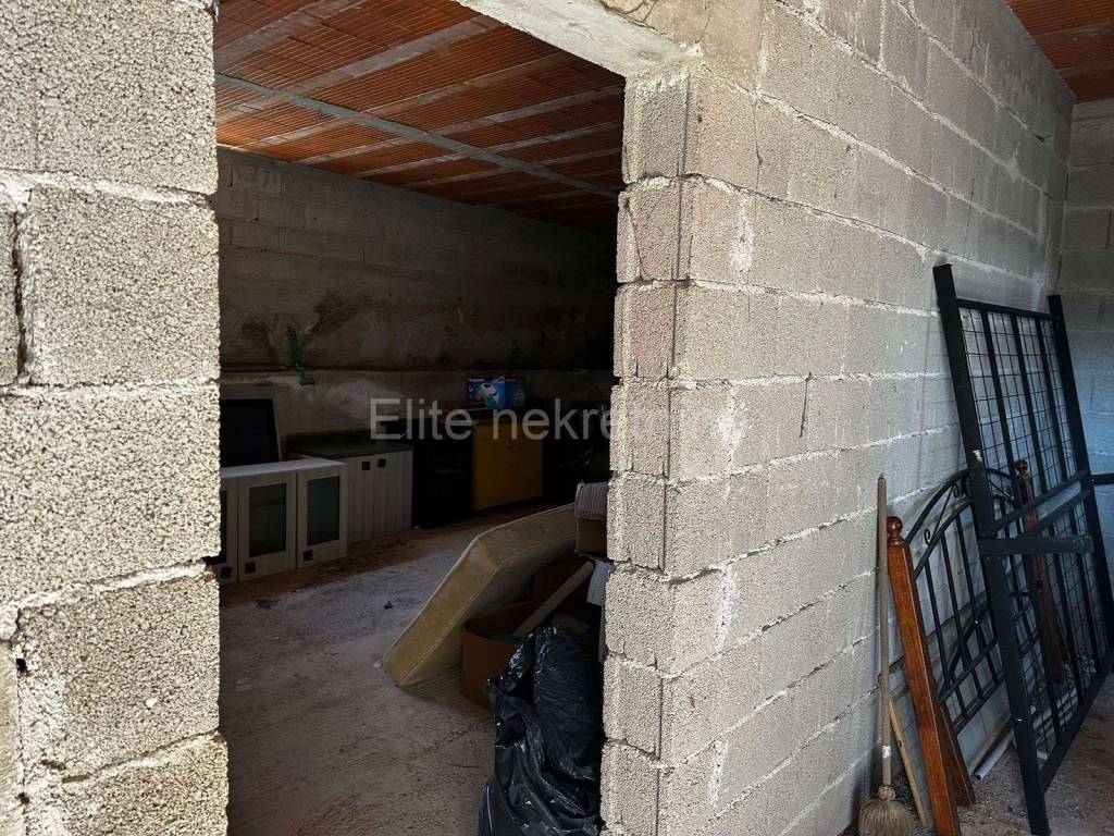 Samostojeća kuća, Prodaja, Kanfanar, Putini