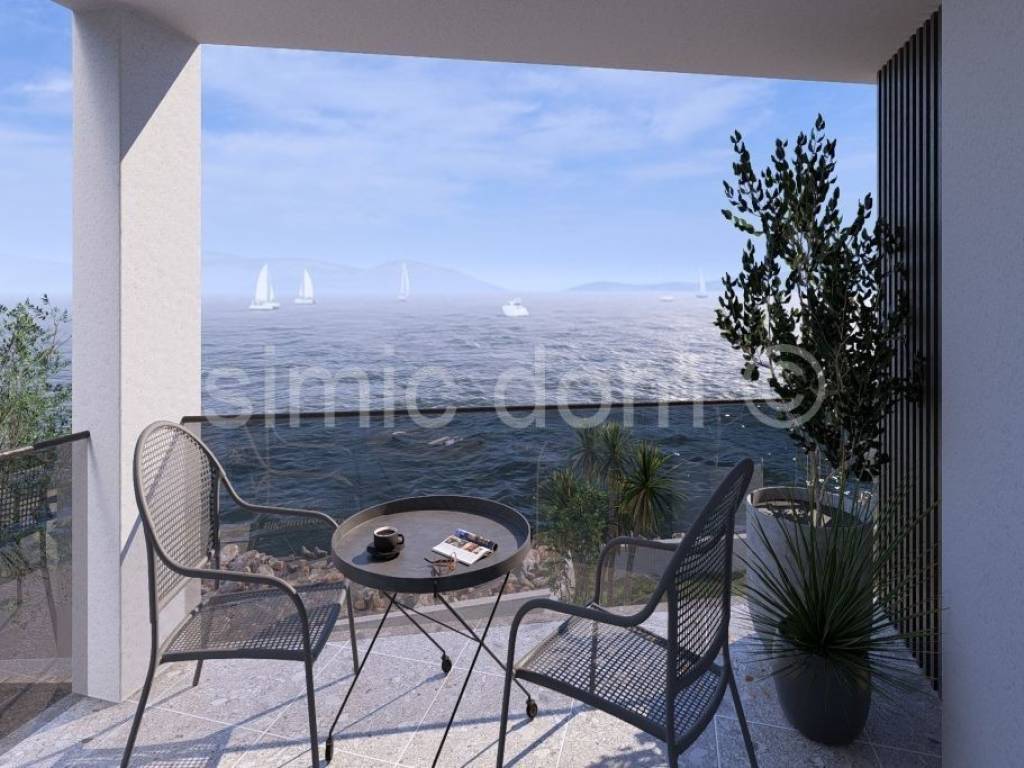 Apartman na moru, Prodaja, Okrug, Okrug Gornji