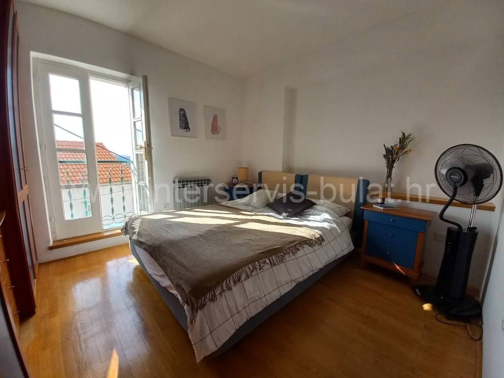 Stan u kući, Najam, Šibenik, Šibenik