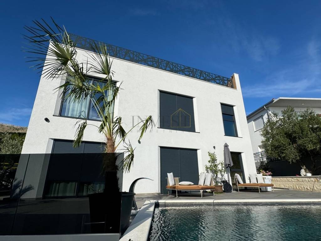 Luksuzna vila, Prodaja, Podstrana, Podstrana