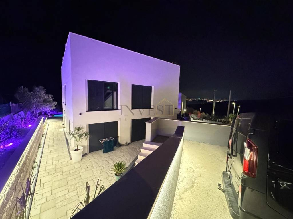 Luksuzna vila, Prodaja, Podstrana, Podstrana