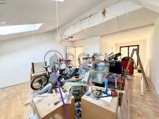 Stan u starijoj zgradi, Prodaja, Zagreb, Donji Grad