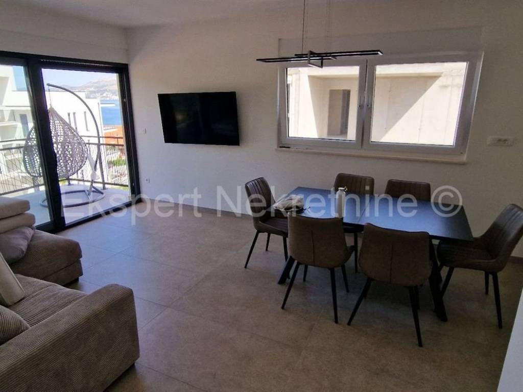 Stan u novogradnji, Prodaja, Okrug, Okrug Gornji