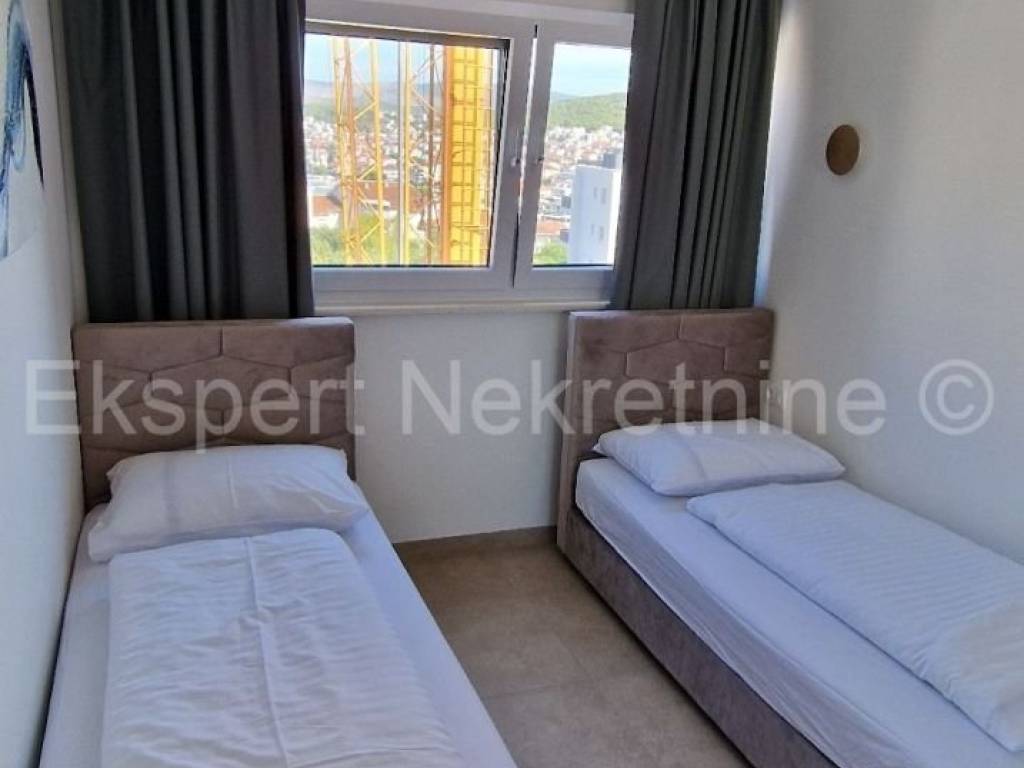 Stan u novogradnji, Prodaja, Okrug, Okrug Gornji