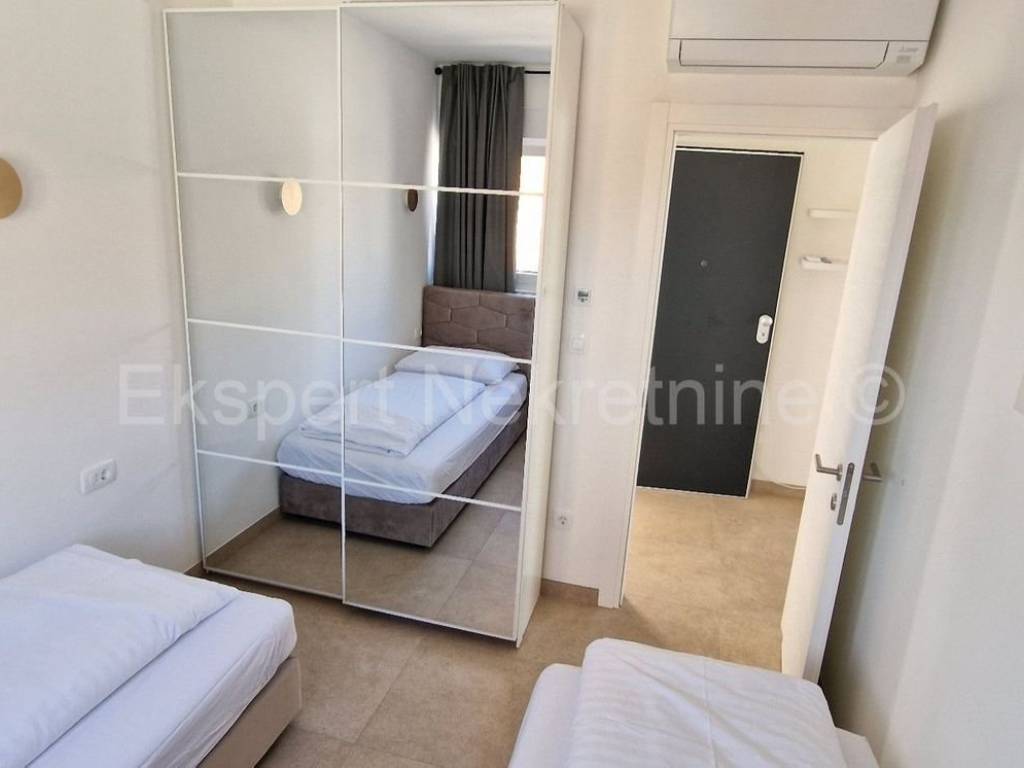 Stan u novogradnji, Prodaja, Okrug, Okrug Gornji