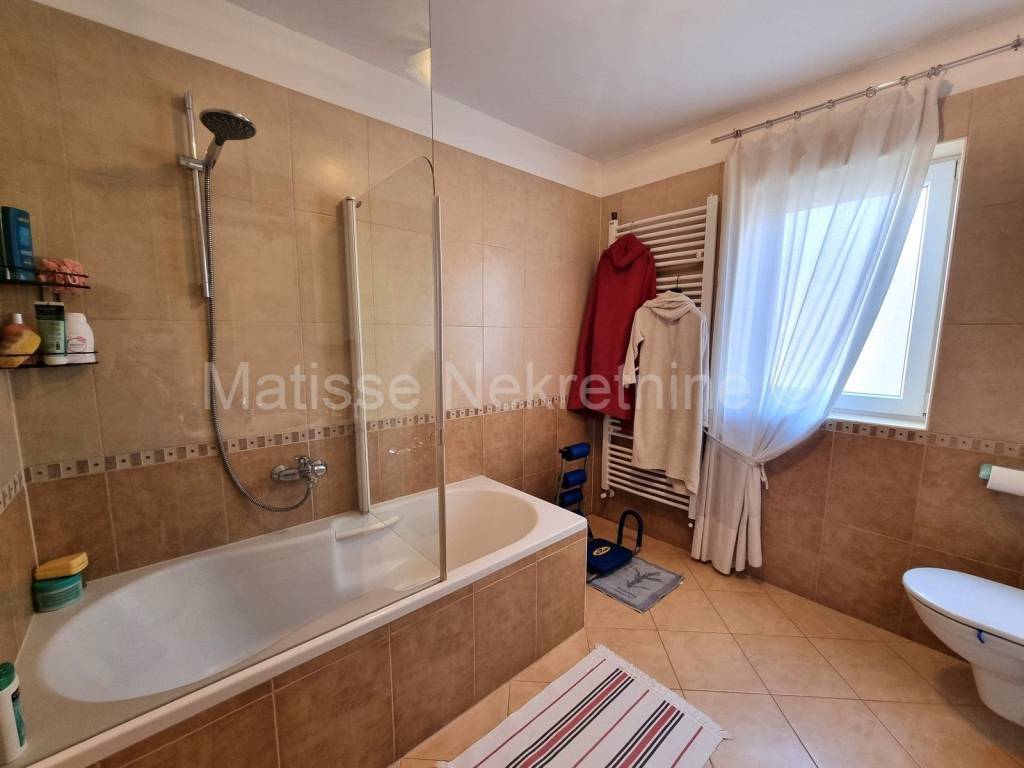 Obiteljska kuća, Prodaja, Tar-Vabriga, Tar