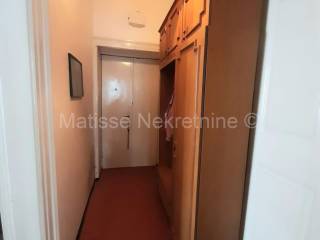 Stan u zgradi, Prodaja, Pula, Pula