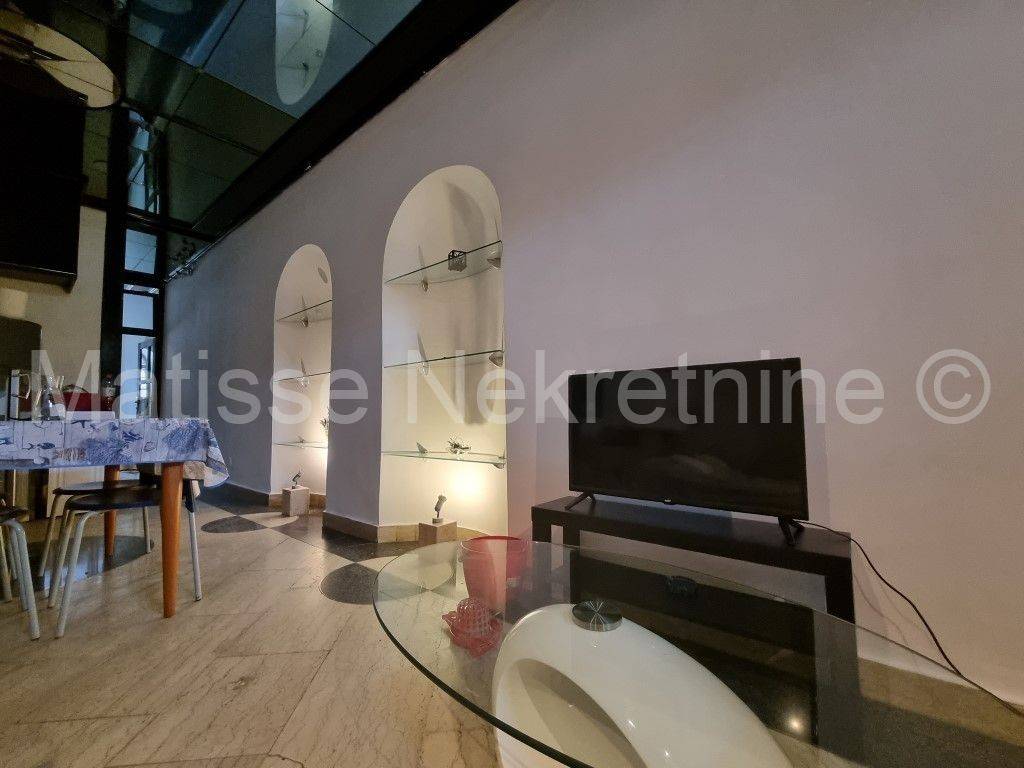 Stambeno poslovni objekt, Prodaja, Pula, Pula