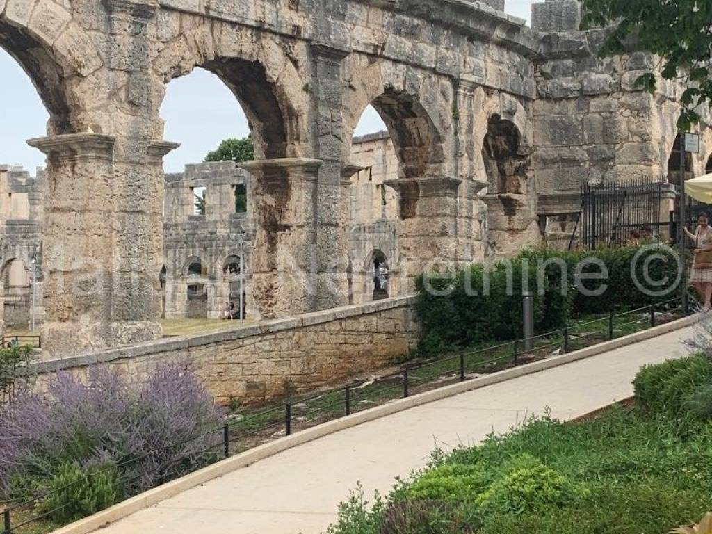 Stambeno poslovni objekt, Prodaja, Pula, Pula