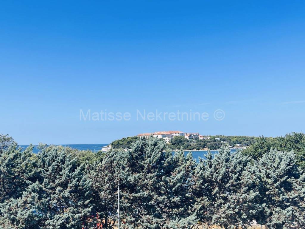 Stan u zgradi, Prodaja, Pula, Pula