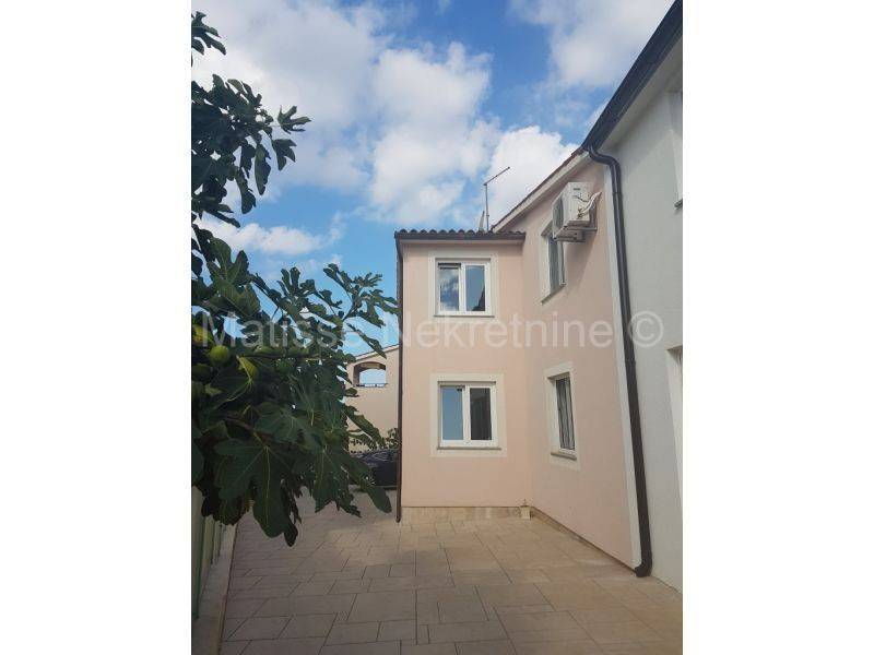 Samostojeća, Prodaja, Fažana, Fažana