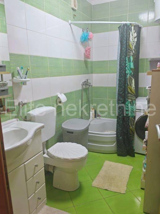 Stan u zgradi, Prodaja, Pula, Pula