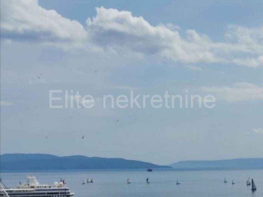 Stan u zgradi, Najam, Rijeka, Centar