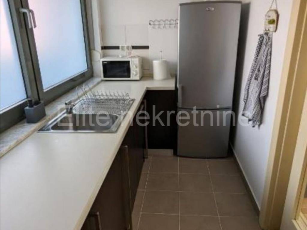 Stan u zgradi, Najam, Rijeka, Centar