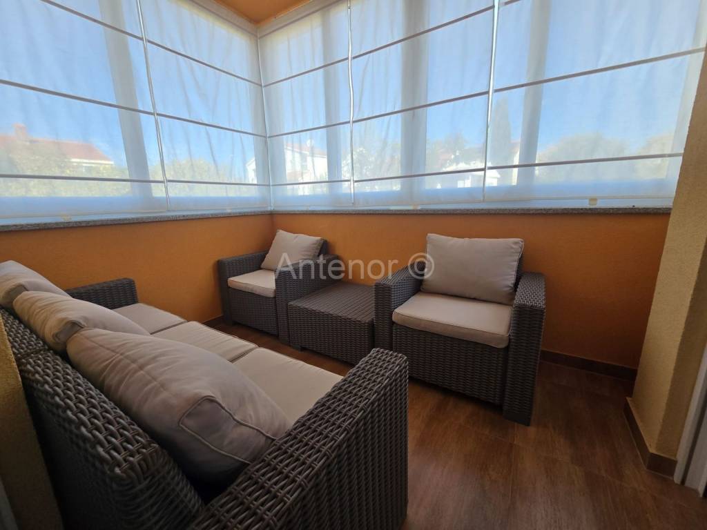 Apartman na moru, Prodaja, Nin, Nin