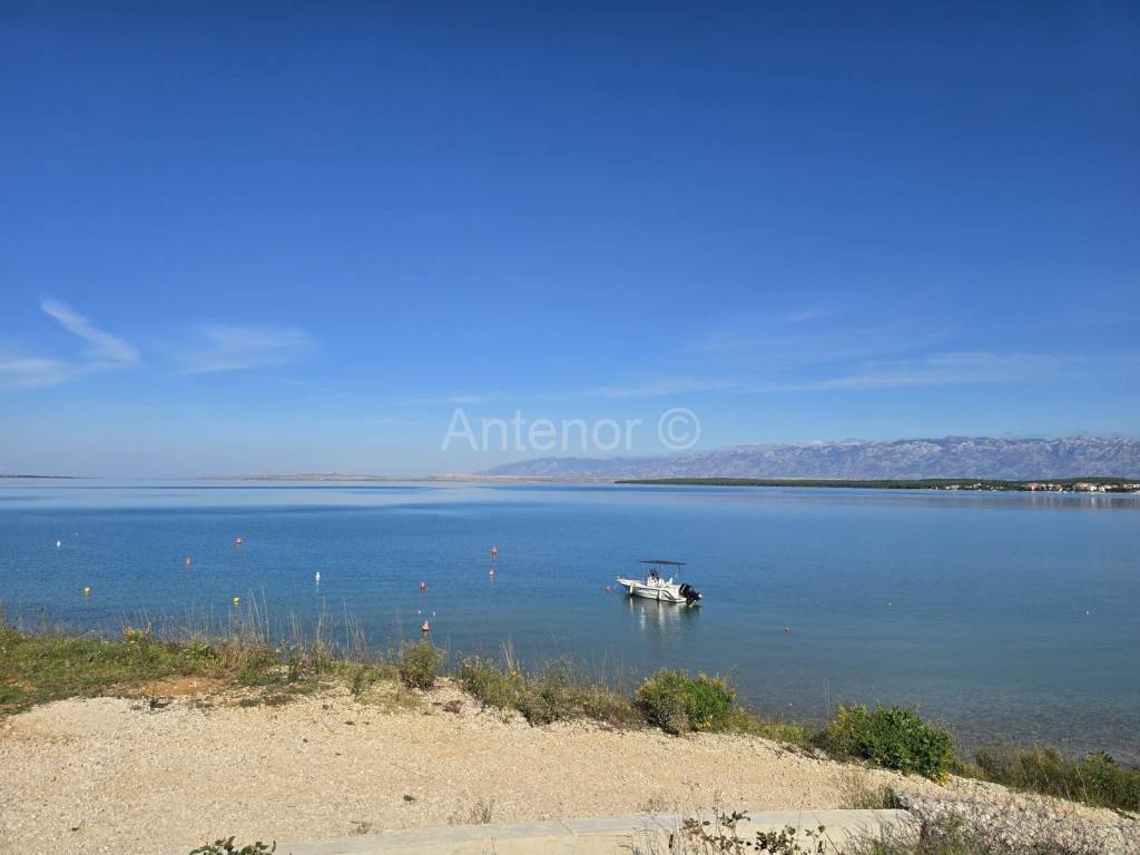 Apartman na moru, Prodaja, Nin, Nin