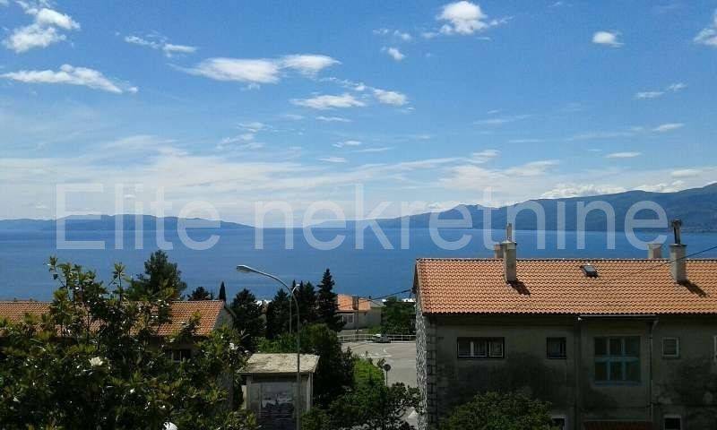 Stan u zgradi, Najam, Rijeka, Zapad