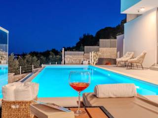 Vila, Prodaja, Preko, Preko