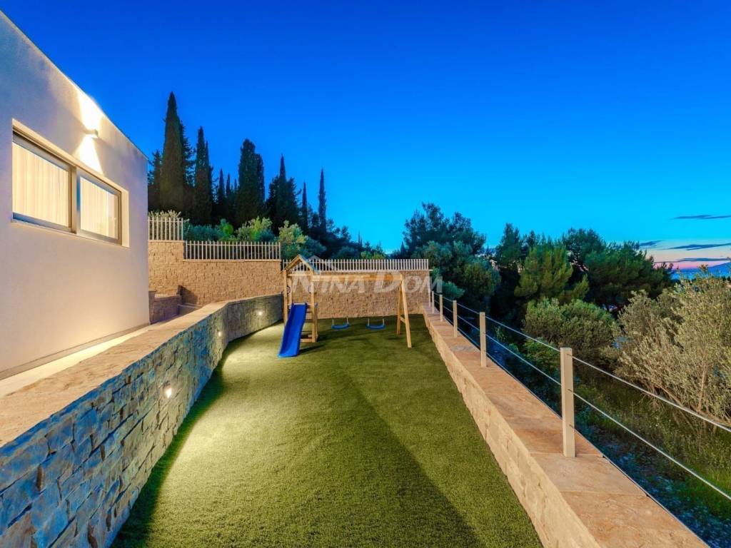 Vila, Prodaja, Preko, Preko