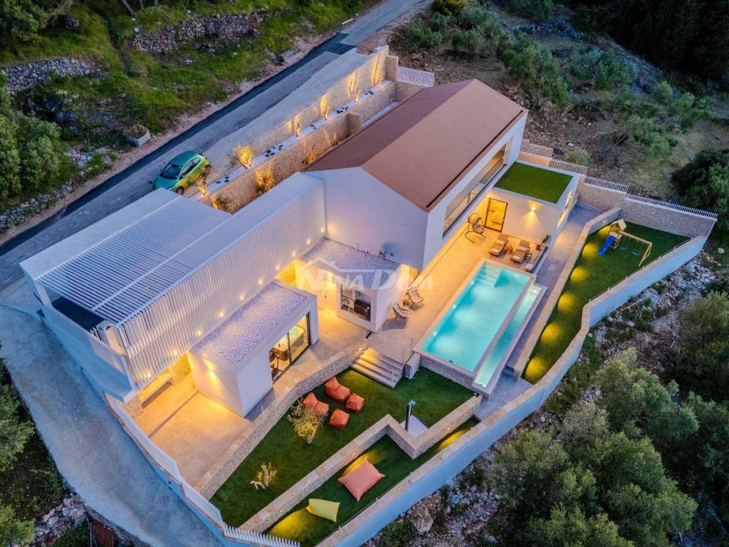 Vila, Prodaja, Preko, Preko