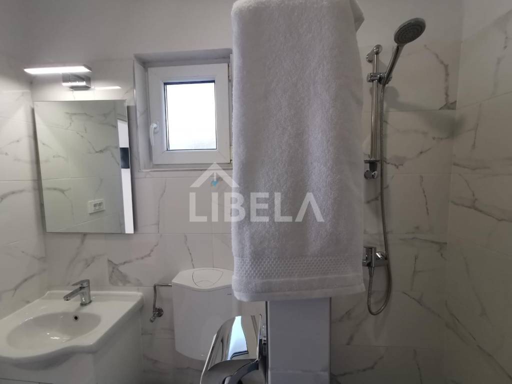 Apartmanska kuća, Prodaja, Vodice, Vodice