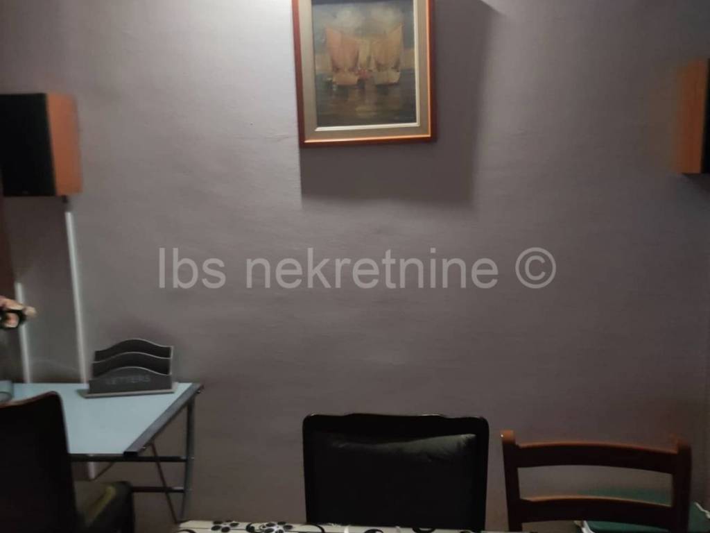 Stan u zgradi, Najam, Split, Split