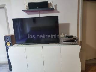 Stan u zgradi, Najam, Split, Split