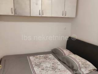 Stan u zgradi, Najam, Split, Split