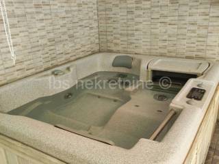 Stan u zgradi, Najam, Split, Split