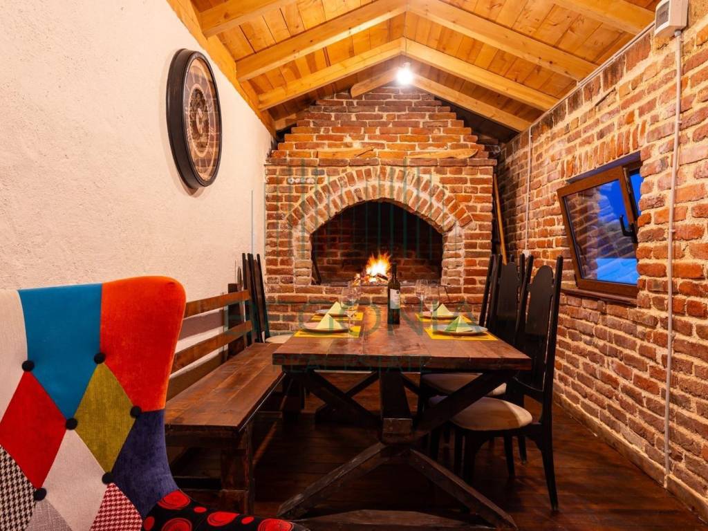 Kamena kuća, Prodaja, Posedarje, Podgradina