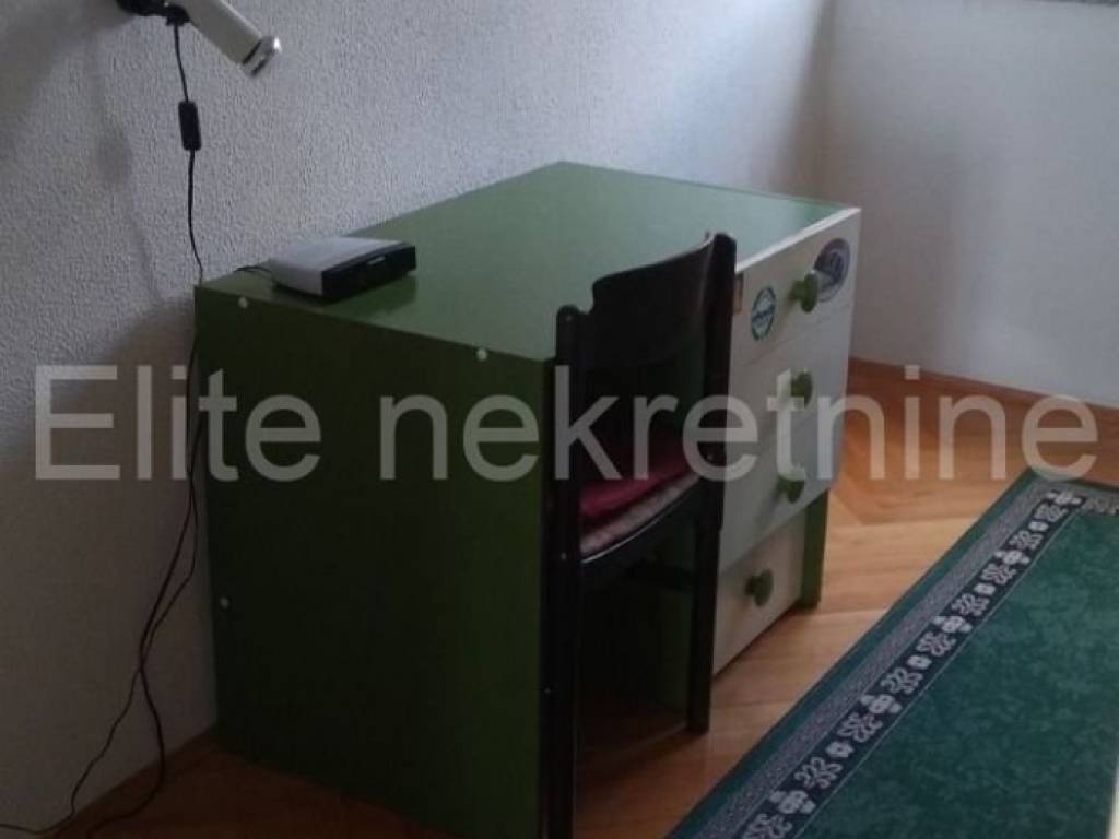 Stan u zgradi, Najam, Rijeka, Sjever