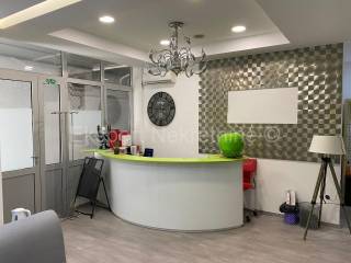 Hostel, Prodaja, Split, Split