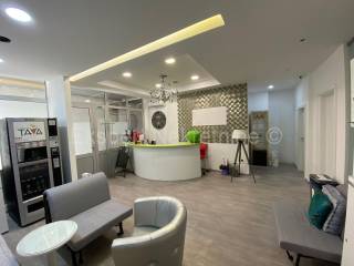 Hostel, Prodaja, Split, Split