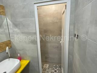 Hostel, Prodaja, Split, Split