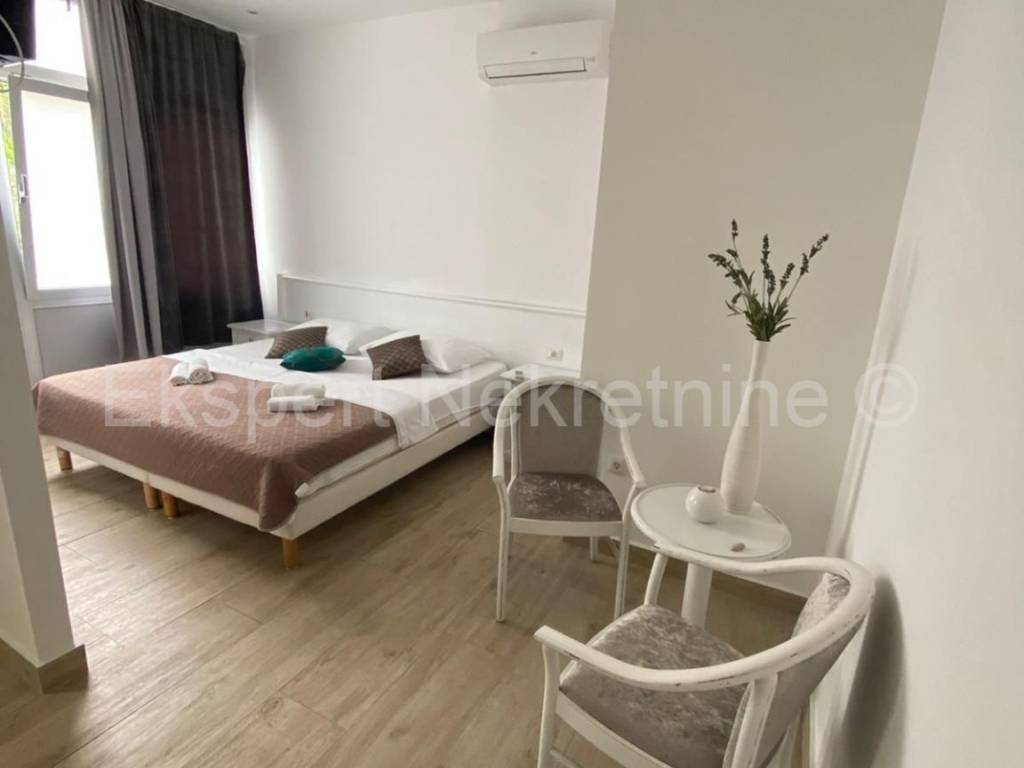 Hostel, Prodaja, Split, Split