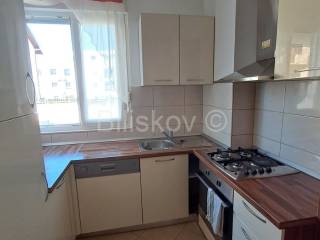 Stan u zgradi, Najam, Split, Split