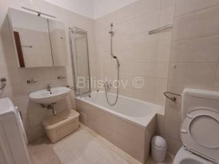 Stan u zgradi, Najam, Split, Split