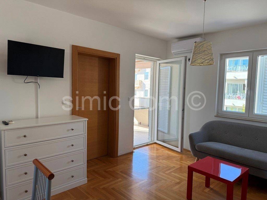 Stan u zgradi, Prodaja, Bol, Bol