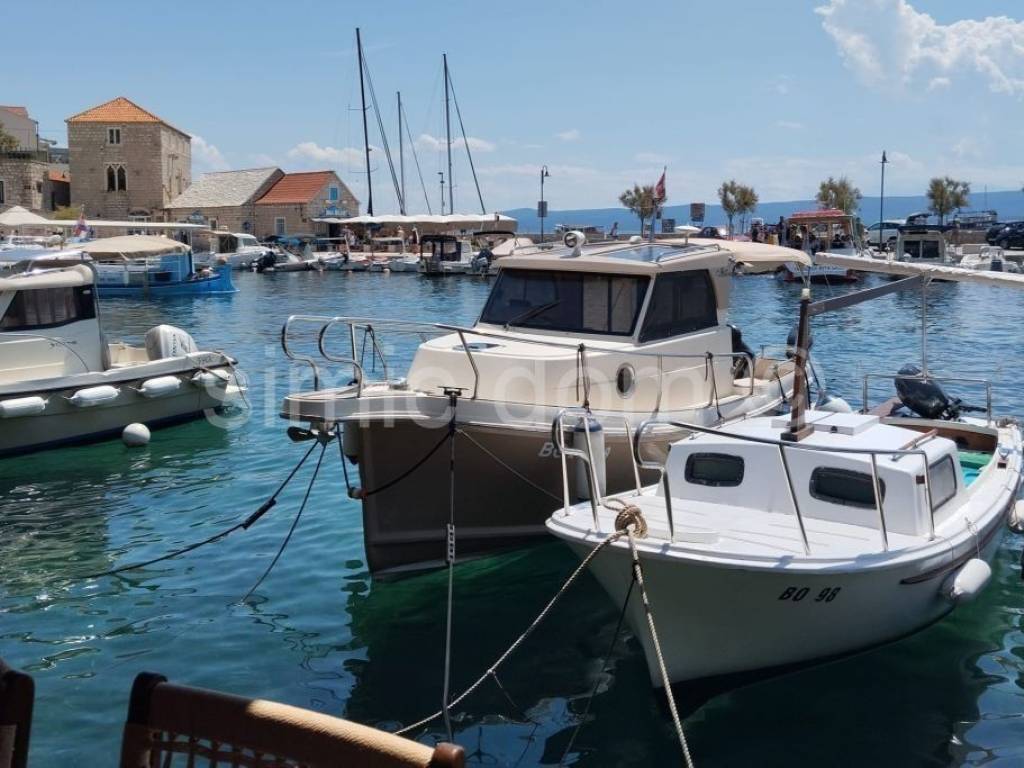 Stan u zgradi, Prodaja, Bol, Bol