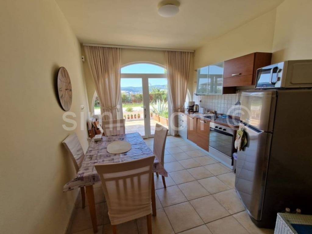 Stan u kući, Prodaja, Orebić, Kučište