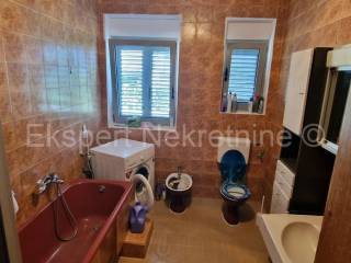 Samostojeća kuća, Prodaja, Okrug, Okrug Gornji