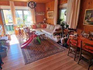 Samostojeća kuća, Prodaja, Okrug, Okrug Gornji