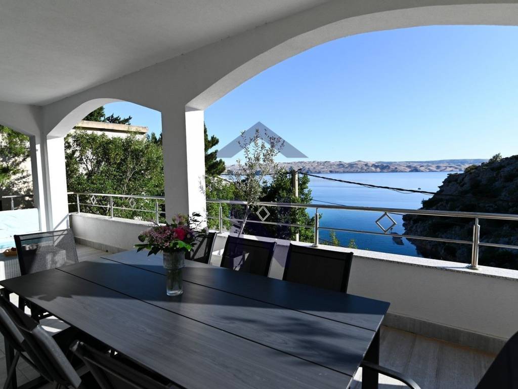 Vila, Prodaja, Karlobag, Cesarica