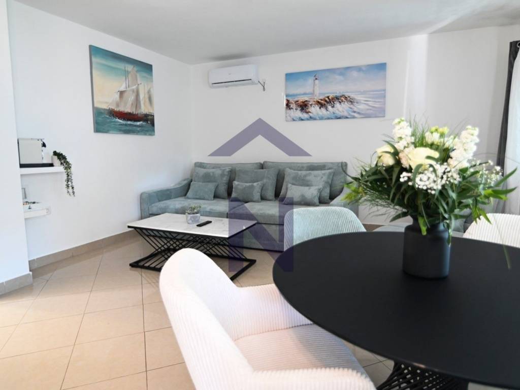 Vila, Prodaja, Karlobag, Cesarica