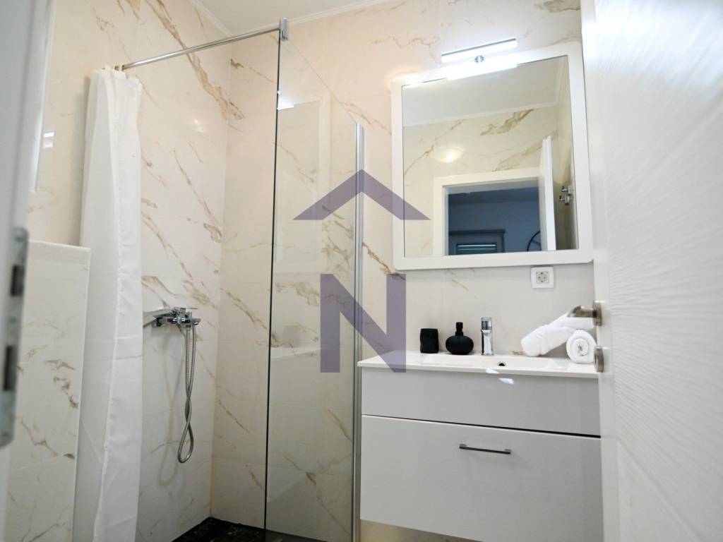 Vila, Prodaja, Karlobag, Cesarica