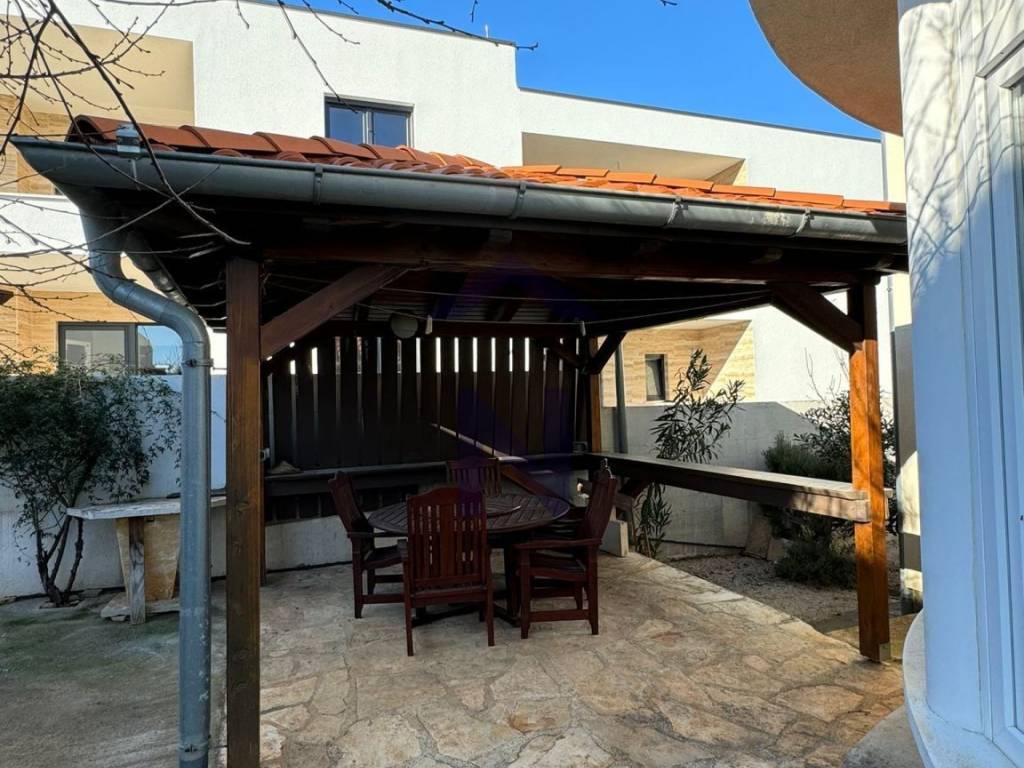 Samostojeća kuća, Prodaja, Vodice, Vodice