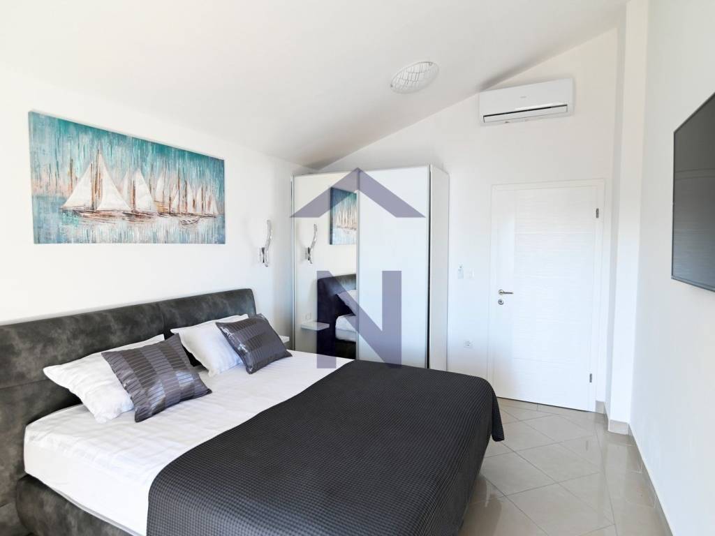 Vila, Prodaja, Karlobag, Cesarica